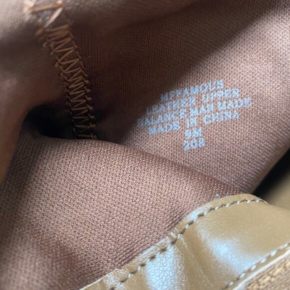 Marc Fisher Famous Brown Leather Slouch Boots 9 Block Heel Western Boho Cowgirl - Picture 11 of 13